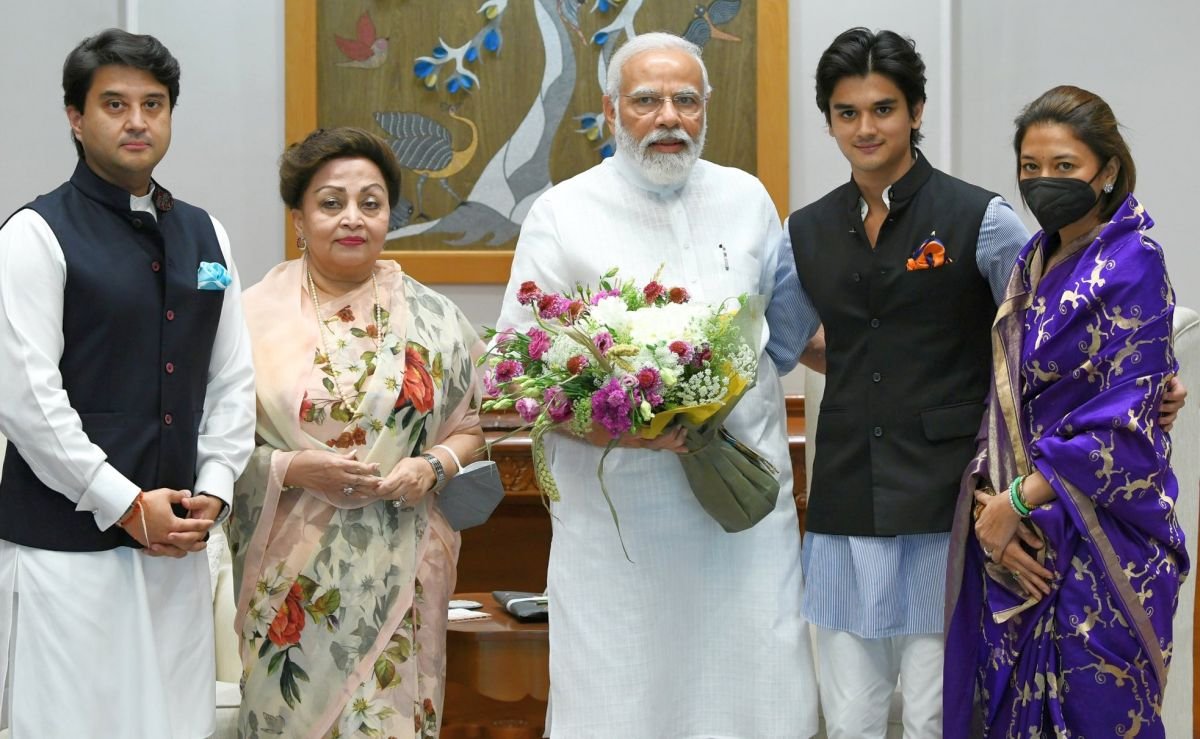 Jyotiraditya Scindia Cover Image